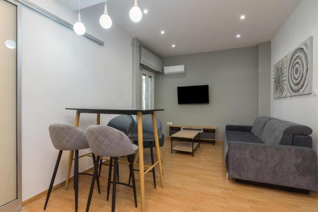 Fully Renovated 1 Bedroom Condo Athens Ngoại thất bức ảnh